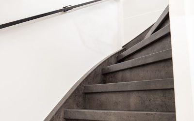 Ontdek de populairste trends voor traprenovatie in 2025!